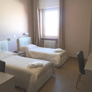 Albergo Ristorante Pizzeria Il Buongustaio 2*, Pieve del Cairo Italia
